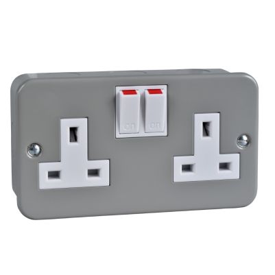 Exclusive Metal clad - switched socket - 13 A - 230 V - 2 gangs - grey