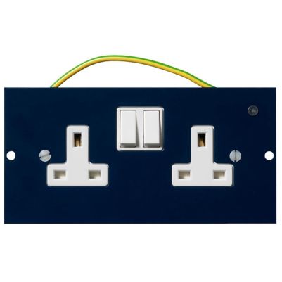 Mita - 87 mm mounting plate - twin switched socket-outlet (DE/CE)